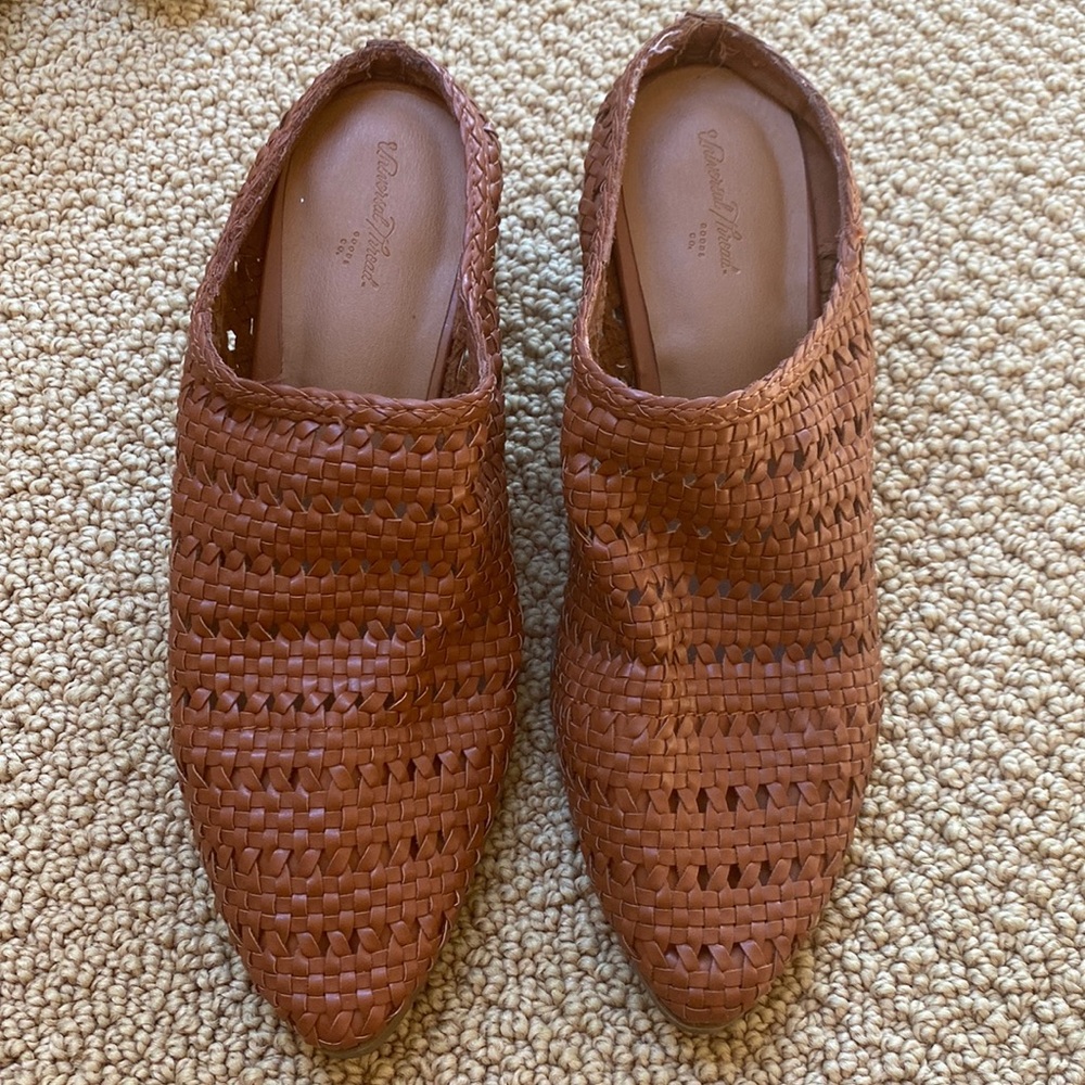 Brown braided faux leather mules